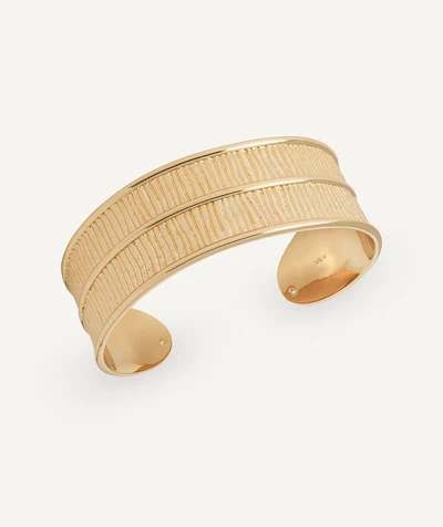 Brazalete rígido con relieve texturizado Horizonte